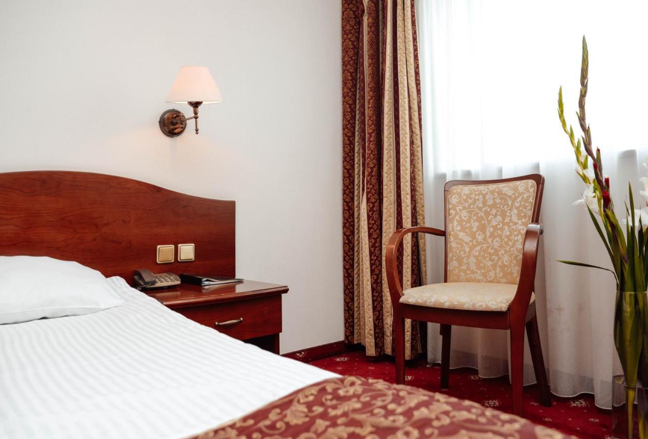 Hotel Sympozjum & Spa Cracovie Extérieur photo